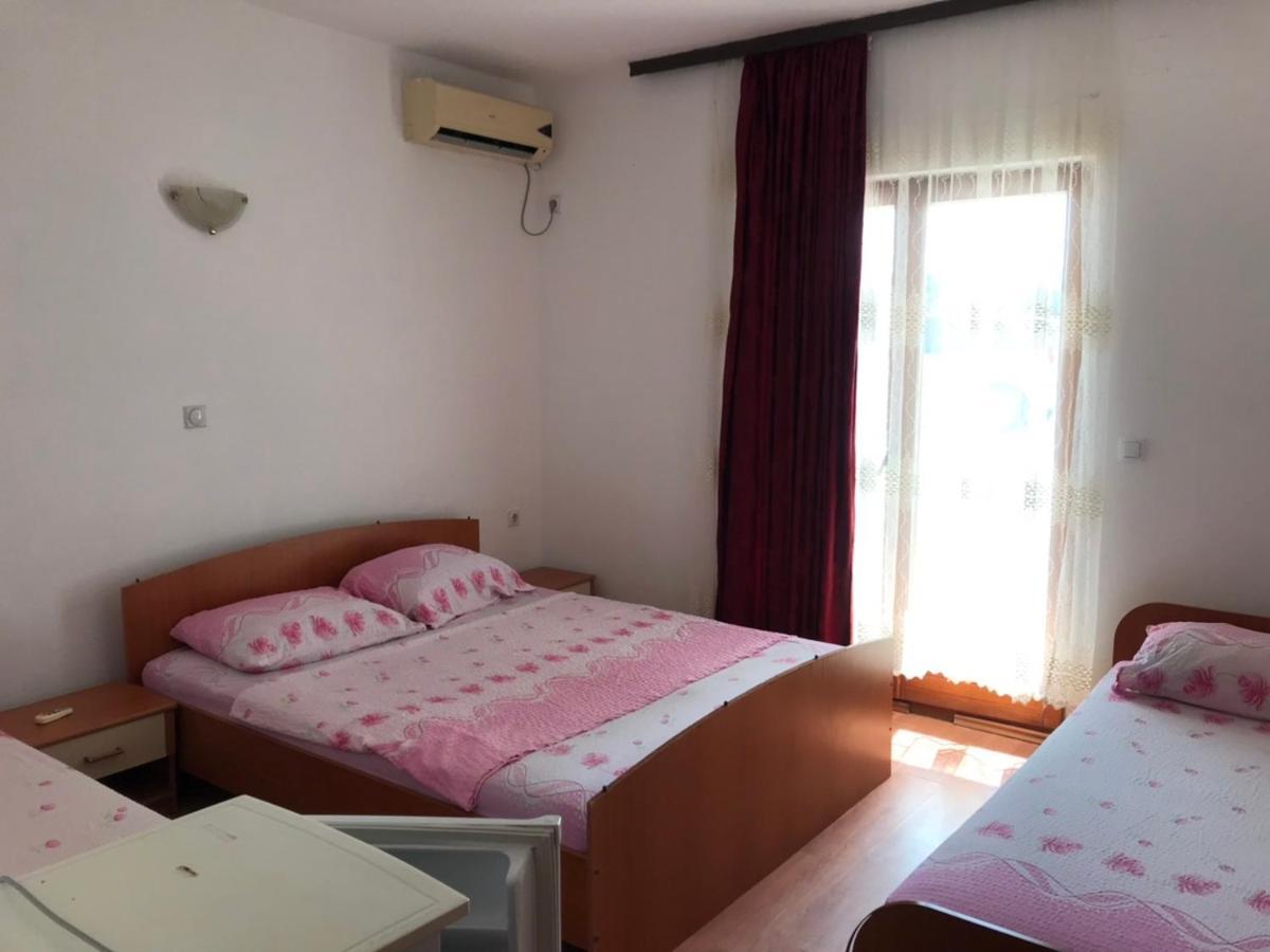 Rooms Ajllin Ulcinj Ngoại thất bức ảnh