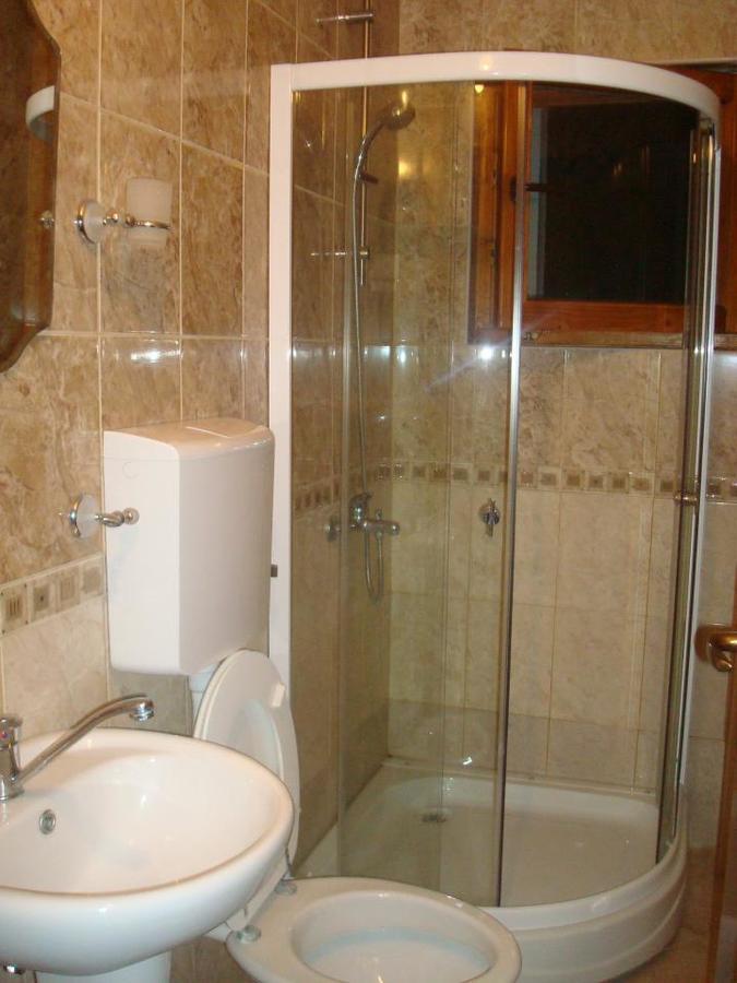 Rooms Ajllin Ulcinj Ngoại thất bức ảnh