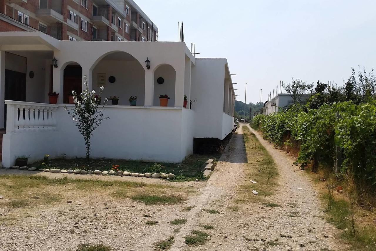 Rooms Ajllin Ulcinj Ngoại thất bức ảnh